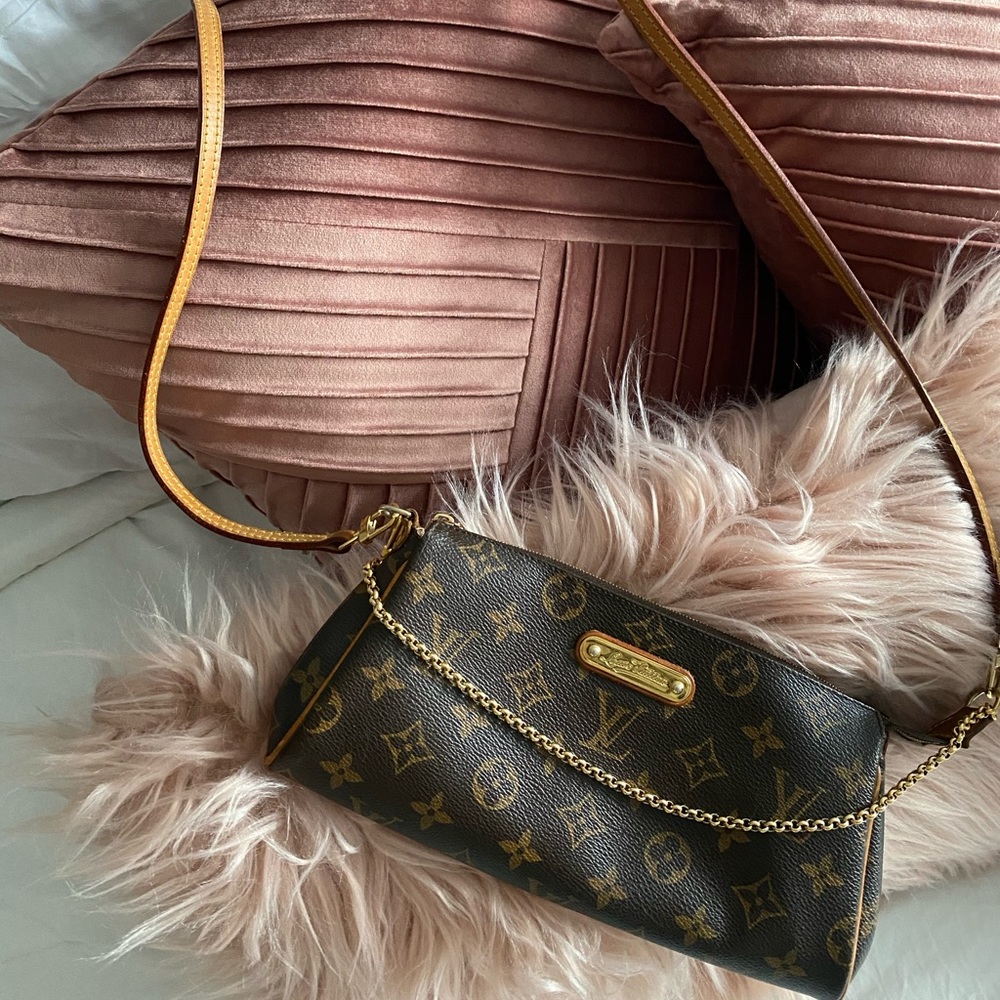Louis Vuitton Crossbody